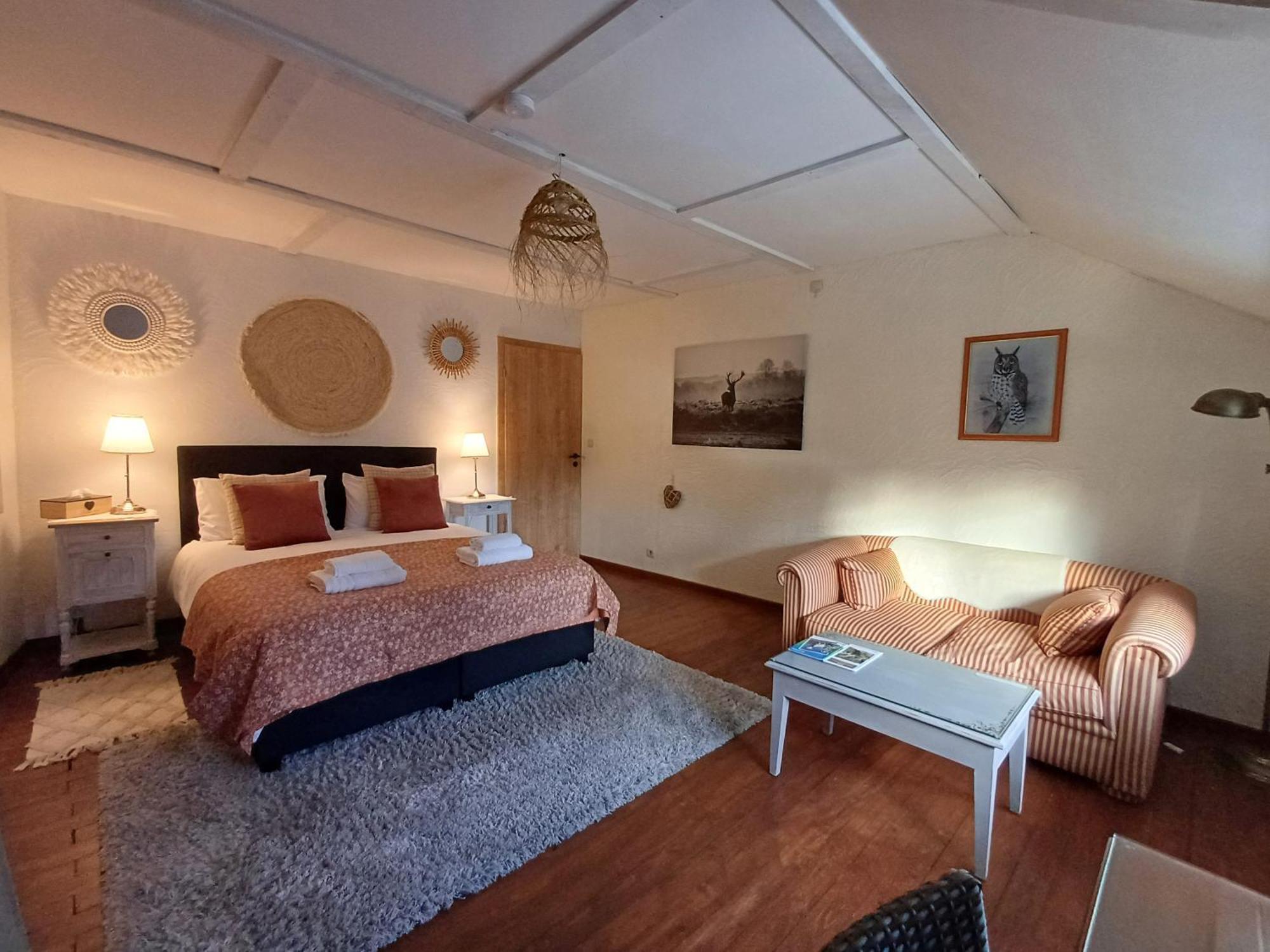 Les Gabelous - Chambre D'Hotes - Viroinval Dourbes Екстер'єр фото